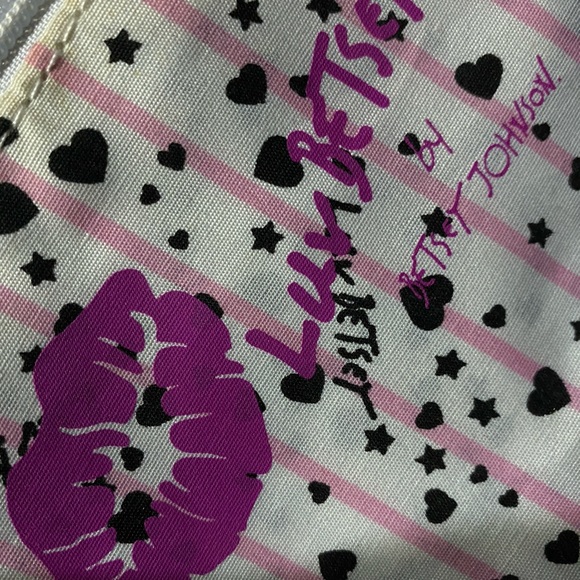 Betsy Johnson large satchel - Picture 4 of 9